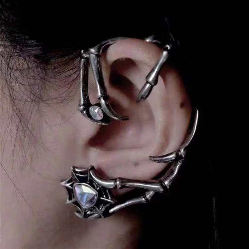 Brincos de metal vintage fofoca brincos para mulheres moda orelha jias punk hiphop gothic clip brincos discoteca festa nova roc
Brincos de metal vintage fofoca brincos para mulheres moda orelha jias punk hiphop gothic clip brincos discoteca festa nova roc