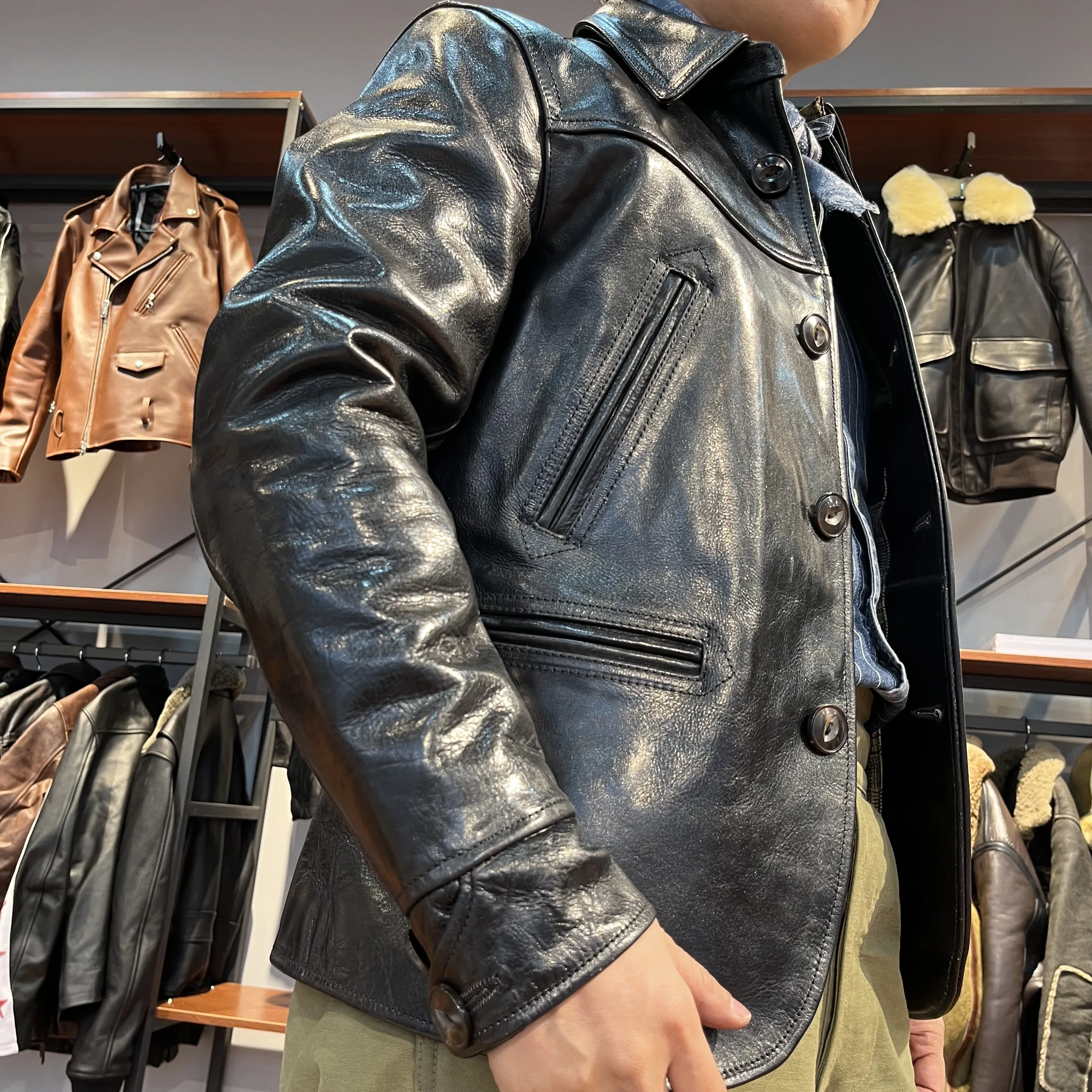 CDJ-82 Asian Size Super Top Quality Heavy Genuine Japan Horse Leather Slim Classic Horsehide Stylish Switchyard Jacket
CDJ-82 Asian Size Super Top Quality Heavy Genuine Japan Horse Leather Slim Classic Horsehide Stylish Switchyard Jacket