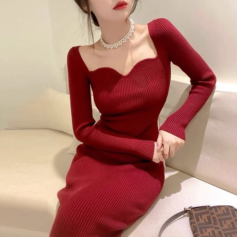 Casual Long Knitted Dresses Women Tops Red Vintage Bottoming Sweater Solid Slim Fashion Temperament Elegant Clothes L555
Casual Long Knitted Dresses Women Tops Red Vintage Bottoming Sweater Solid Slim Fashion Temperament Elegant Clothes L555