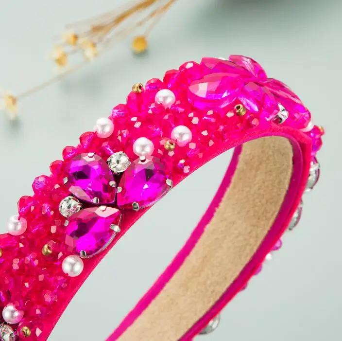 Spring 2021 baroque crystal pearl set with zircon solid color fabric hair band personality exaggerated prom hair hoop
Spring 2021 baroque crystal pearl set with zircon solid color fabric hair band personality exaggerated prom hair hoop