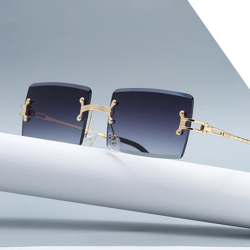 Classic Fashion Rimless Square Sunglasses Women Luxury Brand Designer Vintage Gradient Sun Glasses For Men Ladies UV400 Shades
Classic Fashion Rimless Square Sunglasses Women Luxury Brand Designer Vintage Gradient Sun Glasses For Men Ladies UV400 Shades