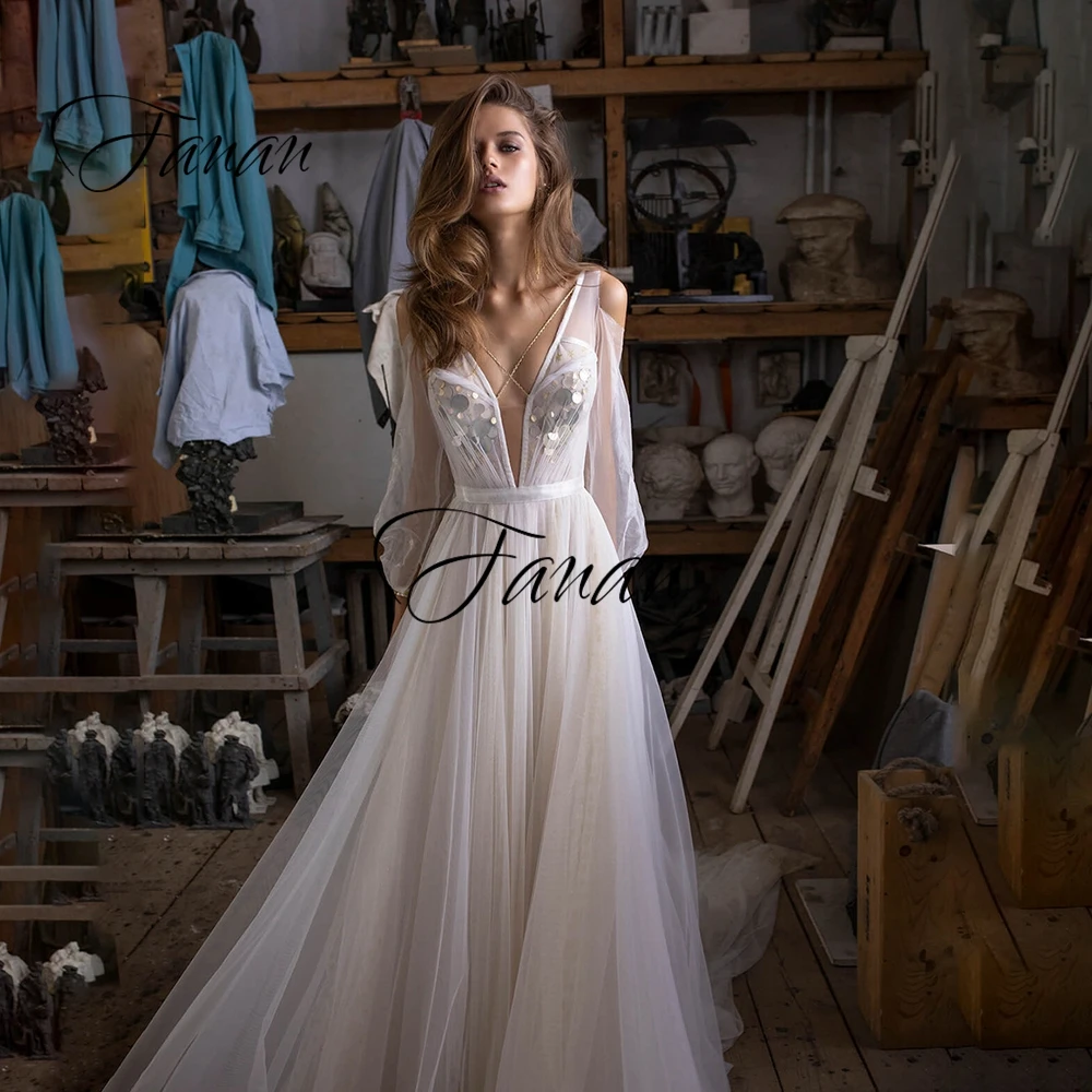 Sexy Deep V-Neck Long Sleeve Wedding Dress See-Through Tulle Simple Backless Bridal Gown robe de soirée de mariage платье
Sexy Deep V-Neck Long Sleeve Wedding Dress See-Through Tulle Simple Backless Bridal Gown robe de soirée de mariage платье