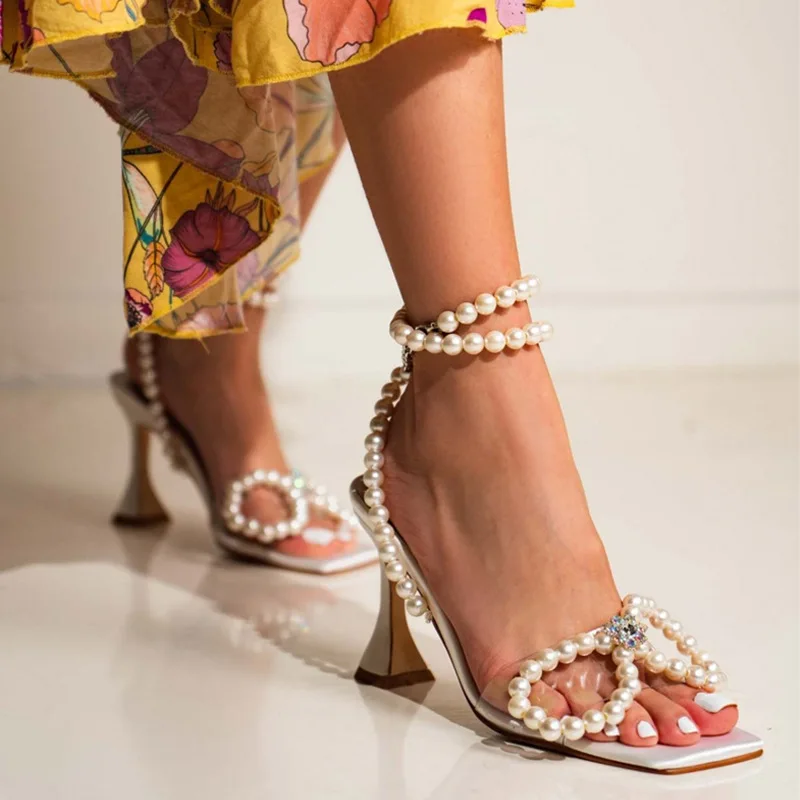 2021 New Women's Shoes Spike Heels Open Party String Bead PVC Ankle Strap Buckle Fashion Polka Dot Butterfly-Knot White
2021 New Women's Shoes Spike Heels Open Party String Bead PVC Ankle Strap Buckle Fashion Polka Dot Butterfly-Knot White