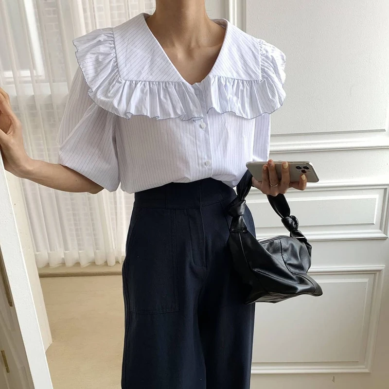QOERLIN French White Big Turn-Down Collar Prom Top Shirts Women 2021 Vertical Striped Hot Office Shirts Chic Loose Sweet Blouse
QOERLIN French White Big Turn-Down Collar Prom Top Shirts Women 2021 Vertical Striped Hot Office Shirts Chic Loose Sweet Blouse