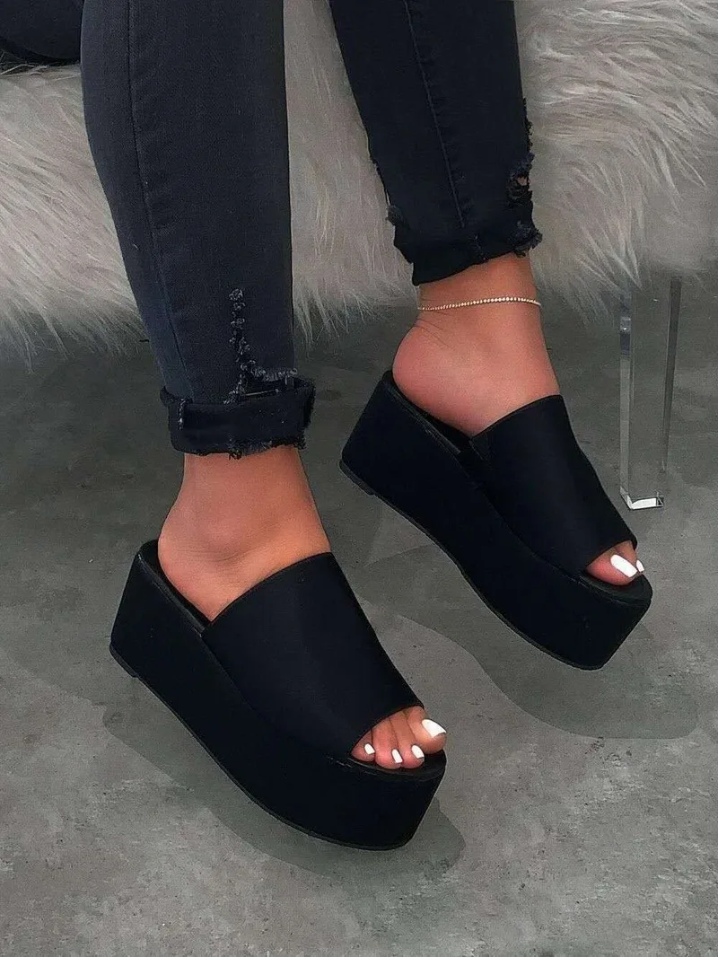 Women Summer Slippers Wedges Mid Heel Platform Peep Toe Solid Sponge Soles Casual Beach Outdoor Ladies Shoes Zapatos De Mujer
Women Summer Slippers Wedges Mid Heel Platform Peep Toe Solid Sponge Soles Casual Beach Outdoor Ladies Shoes Zapatos De Mujer