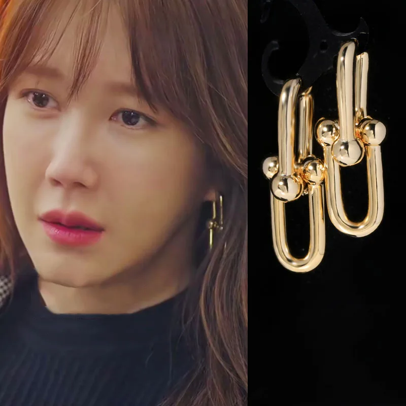 Korean Drama Top 2 Li Zhiya Same Earrings Shen Xiulian U-shaped Ear Buckle French High-end Atmospheric Earrings Temperament
Korean Drama Top 2 Li Zhiya Same Earrings Shen Xiulian U-shaped Ear Buckle French High-end Atmospheric Earrings Temperament
