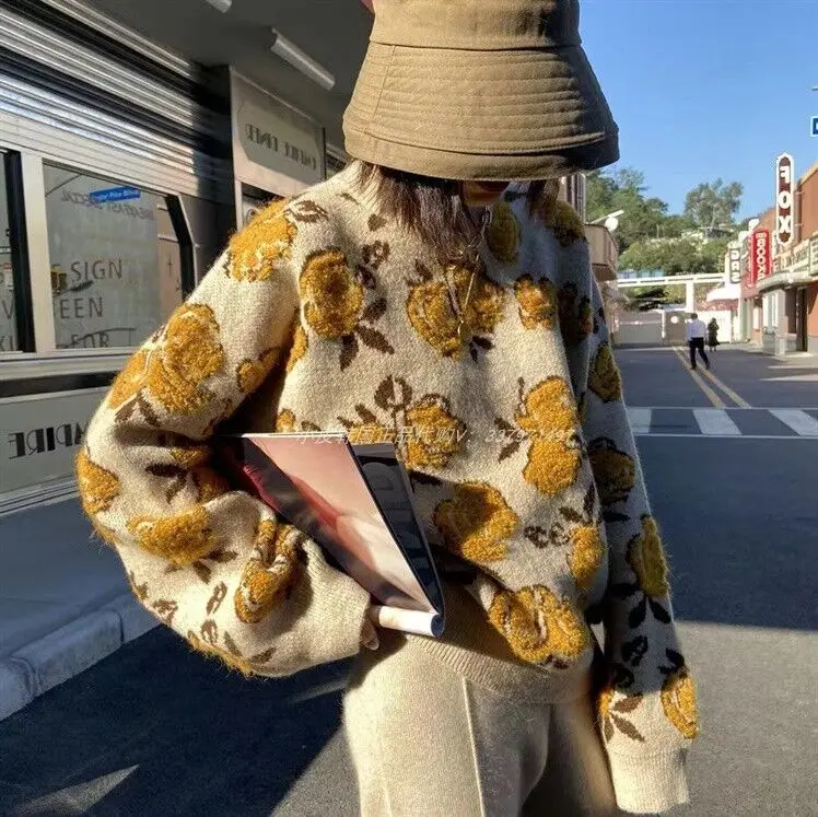 Vintage Flower Sweater Women Autumn Winter Knitted Tops O-Neck Long Sleeve Retro Loose Pullover Jumpers Sueter Mujer
Vintage Flower Sweater Women Autumn Winter Knitted Tops O-Neck Long Sleeve Retro Loose Pullover Jumpers Sueter Mujer
