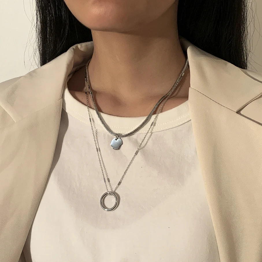 Multilayer Simple Snake Long Chain Necklace Fashion Statement 2021 Boho Sequin Round Pendant Necklace Friend Accessories Gifts
Multilayer Simple Snake Long Chain Necklace Fashion Statement 2021 Boho Sequin Round Pendant Necklace Friend Accessories Gifts