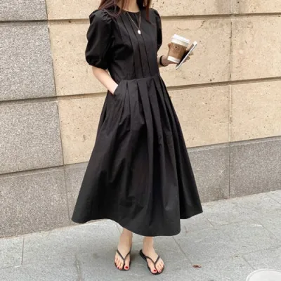 Vigorous Girl Korean Chic Sweet Western Style Youthful-Looking Puff Sleeve Mid-Length Pleated Design round Neck Dress 
Vigorous Girl Korean Chic Sweet Western Style Youthful-Looking Puff Sleeve Mid-Length Pleated Design round Neck Dress