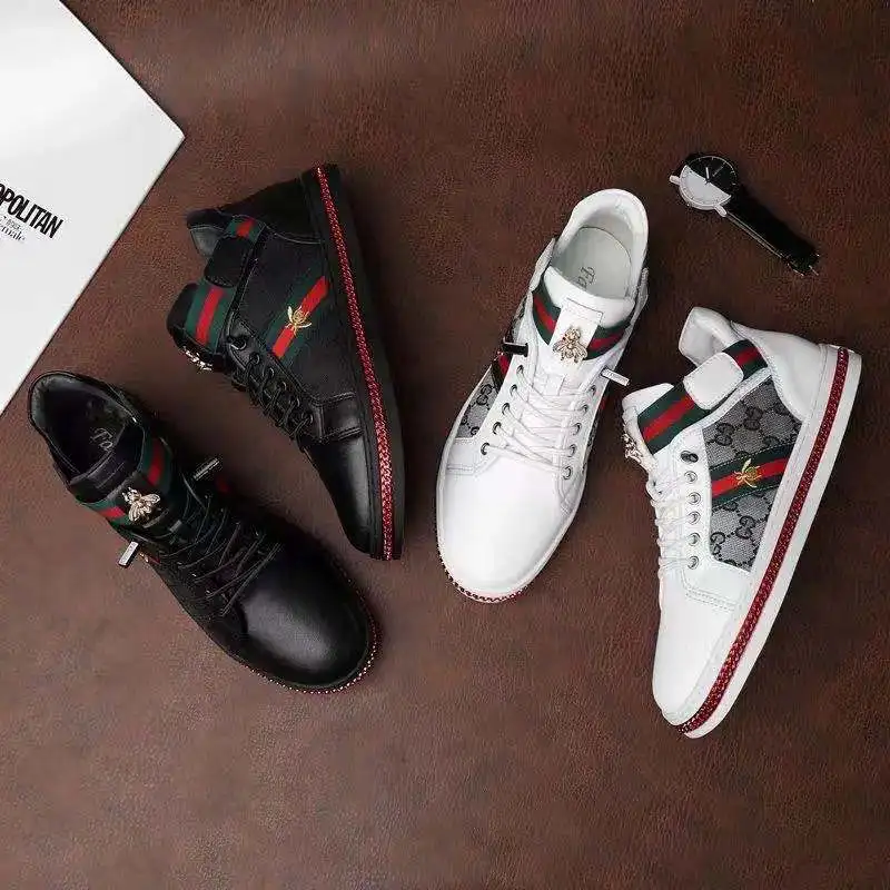 New 2021 high-quality leather men's casual shoes fashion sneakers couple sports shoes large size37-46
New 2021 high-quality leather men's casual shoes fashion sneakers couple sports shoes large size37-46