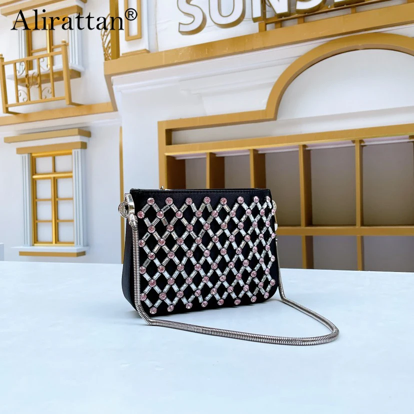 Luxury Rhinestone Black High Quality Nylon Shoulder Bags For Women 2022 New Fashion Brand Ladies Handbag Armpit Small Square Bag
Luxury Rhinestone Black High Quality Nylon Shoulder Bags For Women 2022 New Fashion Brand Ladies Handbag Armpit Small Square Bag