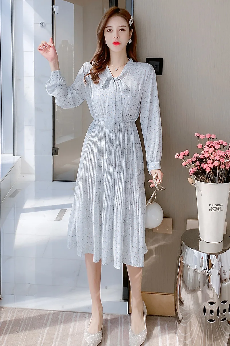 COIGARSAM Office Lady Full Sleeve Women dress New Spring Chiffon Floral Print Belt V-Neck Dresses 8288
COIGARSAM Office Lady Full Sleeve Women dress New Spring Chiffon Floral Print Belt V-Neck Dresses 8288