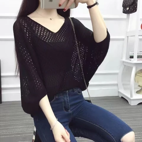 Batwing Summer Plus Size Knitted Pullover Tops V-neck Hollow Out Pull Jumpers Women Sweaters Female Pullovers
Batwing Summer Plus Size Knitted Pullover Tops V-neck Hollow Out Pull Jumpers Women Sweaters Female Pullovers