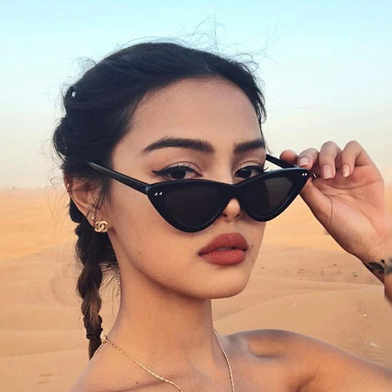 Vintage Cateye Sunglasses Women Sexy Retro Small Cat Eye Sun Glasses Brand Designer Colorful Eyewear For Female Oculos De Sol
Vintage Cateye Sunglasses Women Sexy Retro Small Cat Eye Sun Glasses Brand Designer Colorful Eyewear For Female Oculos De Sol