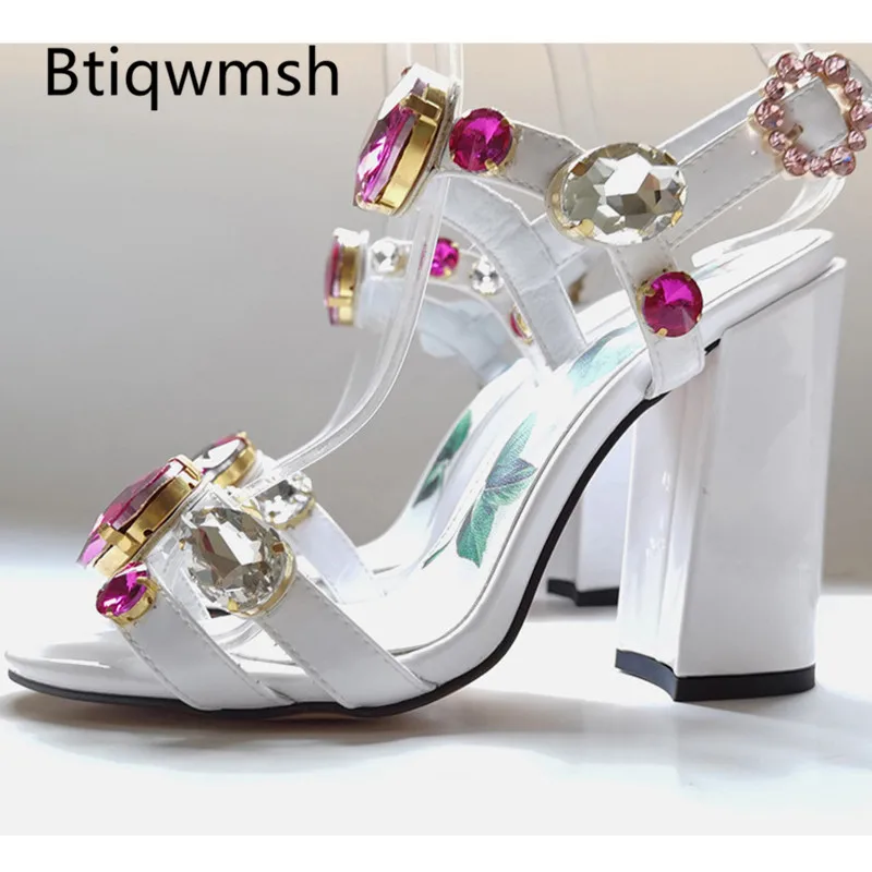 White leather Rhinestone Sandals Women Open Toe Diamond Square High Heel Shoes Woman Fashion Party Shoes Summer
White leather Rhinestone Sandals Women Open Toe Diamond Square High Heel Shoes Woman Fashion Party Shoes Summer