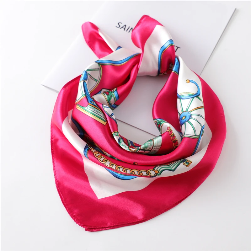 Ontwerp Zijden Sjaal Vierkante Haarband Vrouwen Halsdoek Brand Print Kleine Satijn Sjaals Halsdoek Femme Bandana
Ontwerp Zijden Sjaal Vierkante Haarband Vrouwen Halsdoek Brand Print Kleine Satijn Sjaals Halsdoek Femme Bandana