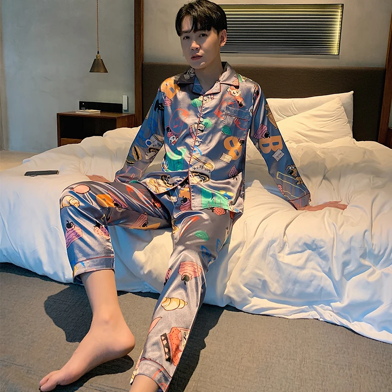 Men's Pajamas Set Autumn Leisure Elastic Waist Men Sleepwear Silk Men's Long Sleeve Nightwear
Men's Pajamas Set Autumn Leisure Elastic Waist Men Sleepwear Silk Men's Long Sleeve Nightwear