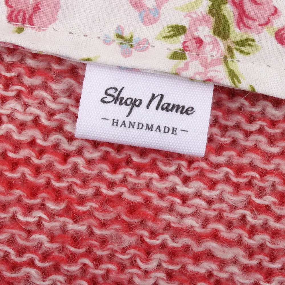 Fabric Tags, Labels, 100% Cotton, Original and Colorfast Designs, sewing label, Customized Name, Business Name (MD2117)
Fabric Tags, Labels, 100% Cotton, Original and Colorfast Designs, sewing label, Customized Name, Business Name (MD2117)