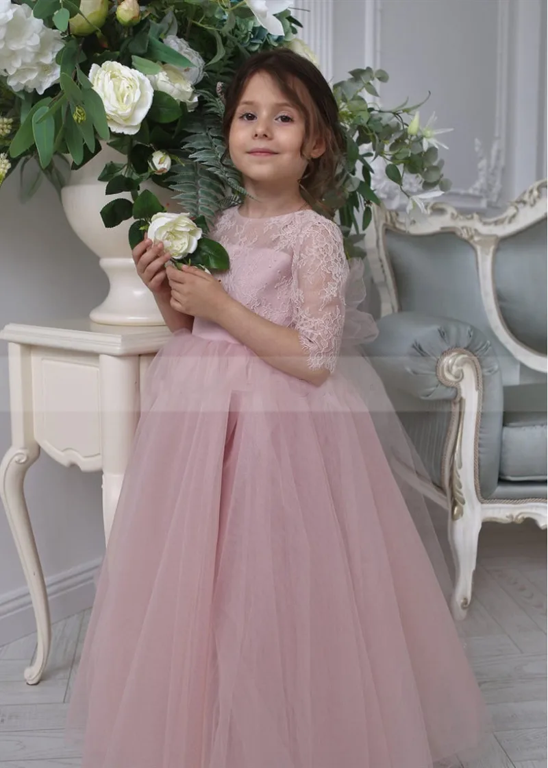 Handmade Flower Girl Dress Wedding Party Lace Tulle Half Sleeve Little Princess Birthday Dress Prom Gowns 
Handmade Flower Girl Dress Wedding Party Lace Tulle Half Sleeve Little Princess Birthday Dress Prom Gowns