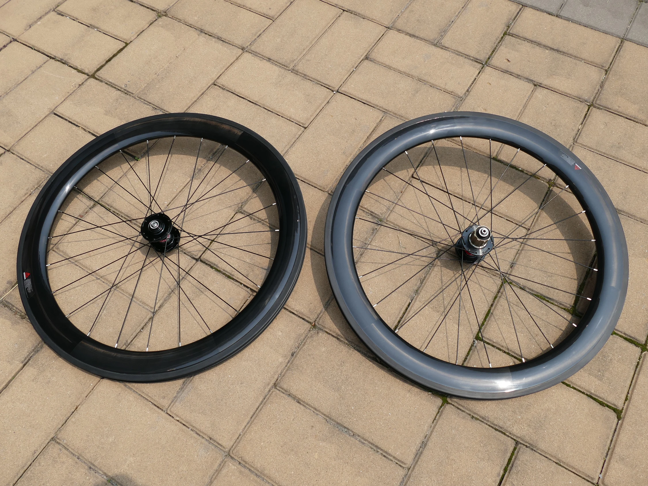 CW5 High Quality Brand New Full Carbon Road Bike 700C Clincher Wheelset (Basalt Brake Side) Wheel Rim Depth 50mm Width 27mm
CW5 High Quality Brand New Full Carbon Road Bike 700C Clincher Wheelset (Basalt Brake Side) Wheel Rim Depth 50mm Width 27mm