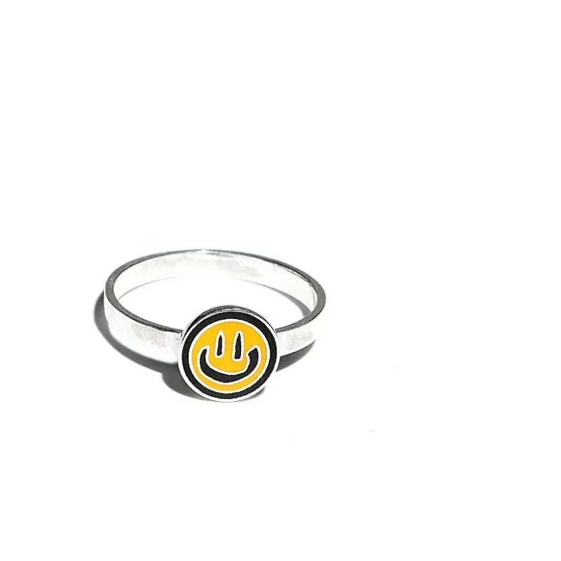 New Smiley Face 925 Sterling Silver Ring Letter GD Same Paragraph Ring Three-Color Hip-Hop Fashion Trend Style Jewelry
New Smiley Face 925 Sterling Silver Ring Letter GD Same Paragraph Ring Three-Color Hip-Hop Fashion Trend Style Jewelry