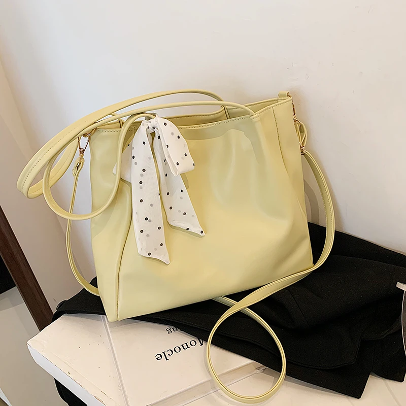 Large Capacity Women Totes Fashion Bag for Women Handbag Solid Shopping Party Shoulder Bag High Quality PU Leather Crossbody Bag
Large Capacity Women Totes Fashion Bag for Women Handbag Solid Shopping Party Shoulder Bag High Quality PU Leather Crossbody Bag
