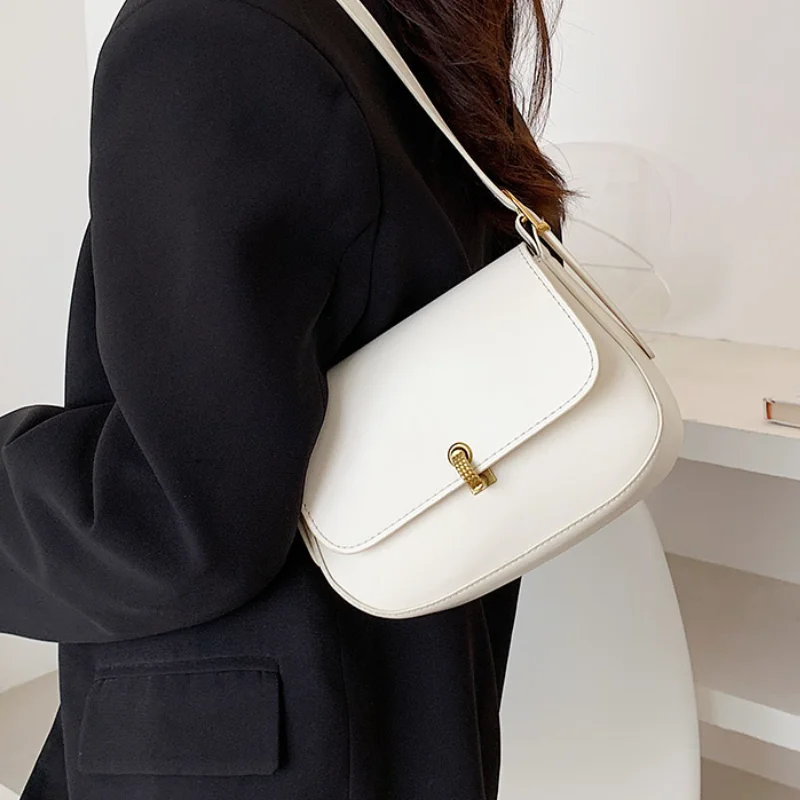 Однотонные сумки через плечо из искусственной кожи для женщин, лето 2021, простые женские брендовые трендовые сумки на плечо и кошельки 
Однотонные сумки через плечо из искусственной кожи для женщин, лето 2021, простые женские брендовые трендовые сумки на плечо и кошельки