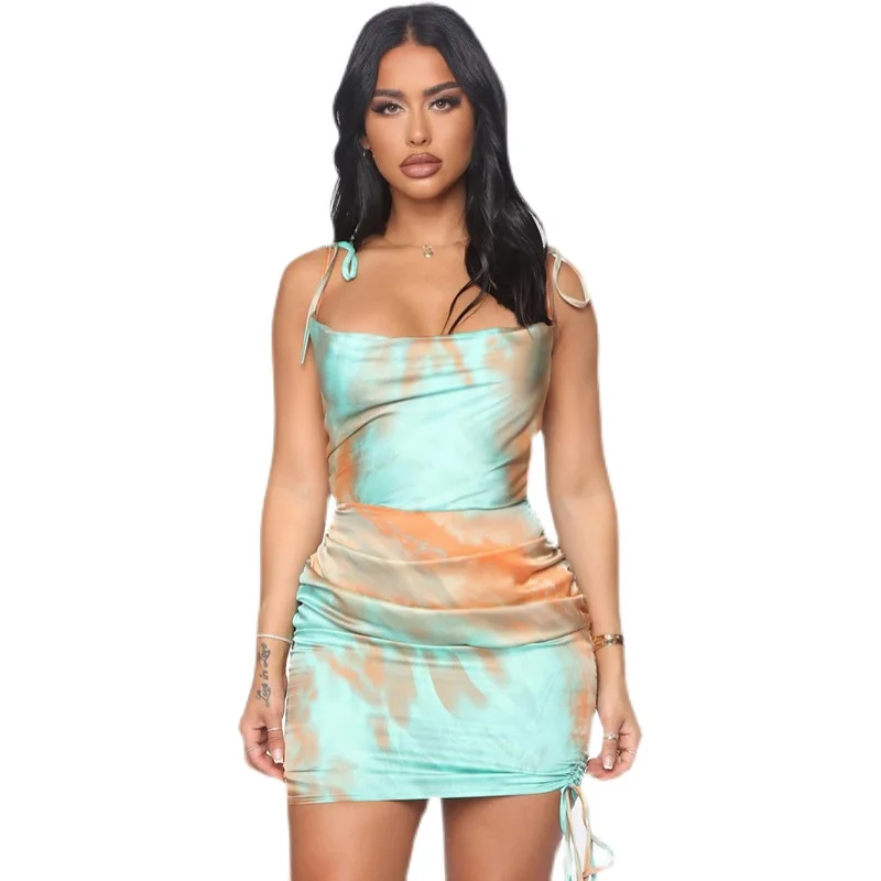 Europe and the United States sell like hot cakes in the fall of the new women's clothing fold long sleeve print dress a undertak
Europe and the United States sell like hot cakes in the fall of the new women's clothing fold long sleeve print dress a undertak