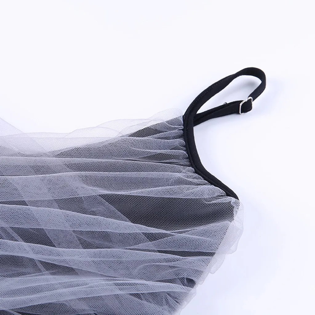 Summer Women Tank Top Sleeveless Fashion Crop Top Skinny T Shirt Sexy Girl Women Camisole Sleeveless Tank
Summer Women Tank Top Sleeveless Fashion Crop Top Skinny T Shirt Sexy Girl Women Camisole Sleeveless Tank