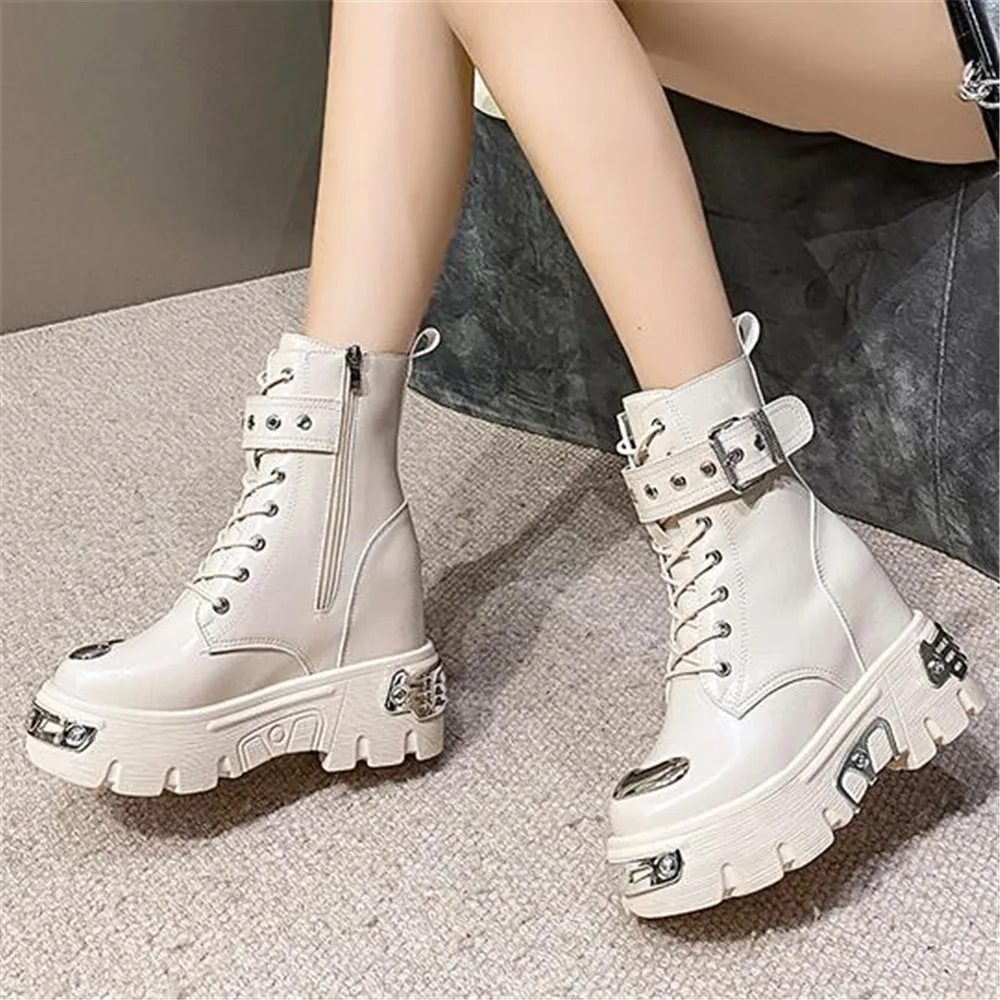 Height Increasing Ankle Boots Women 2022 Newest Chunky Fashion Platform Shoes Female Lace Up Metal Buckle Sneakers Botas Mujer
Height Increasing Ankle Boots Women 2022 Newest Chunky Fashion Platform Shoes Female Lace Up Metal Buckle Sneakers Botas Mujer