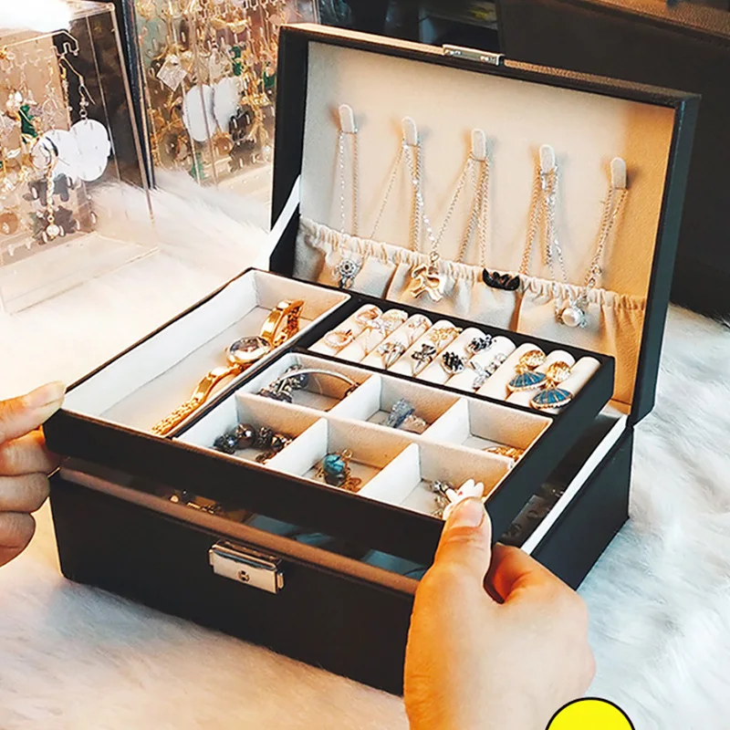 Luxury Lipstick Storage Box Jewerly Large Cosmetic Portable Storage Box Drawer Makeup Organizer Przechowywanie Jewelry Box 50CDS
Luxury Lipstick Storage Box Jewerly Large Cosmetic Portable Storage Box Drawer Makeup Organizer Przechowywanie Jewelry Box 50CDS
