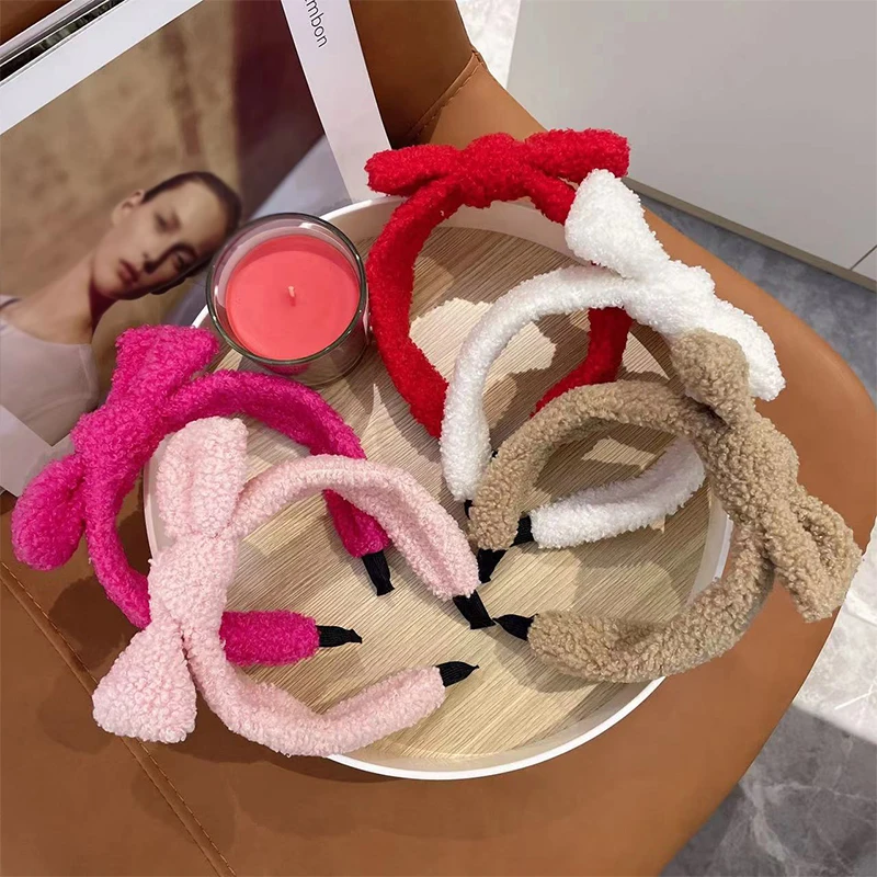 Teddy Cashmere Thick Headband Big Bow Face Wash Head Hoop for Women Winter Warm Hairband Solid Color Wide Hair Hoop Ornament
Teddy Cashmere Thick Headband Big Bow Face Wash Head Hoop for Women Winter Warm Hairband Solid Color Wide Hair Hoop Ornament
