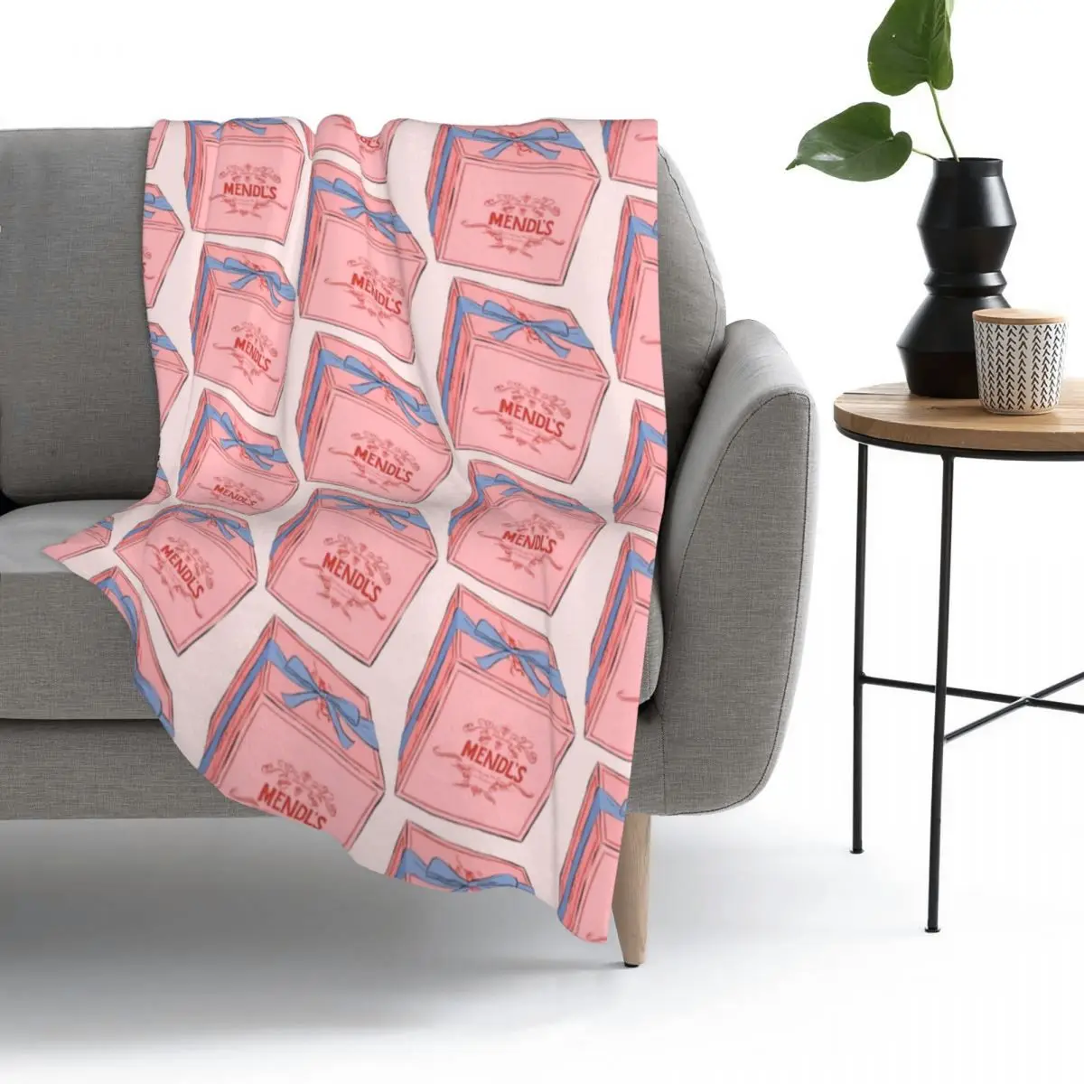 Mendl&;s Cake Box Throw Blanket Fleece Throw Blanket Sofa blanket Plush Flannel Warm Thickened double-sided velvet blanket home
Mendl&;s Cake Box Throw Blanket Fleece Throw Blanket Sofa blanket Plush Flannel Warm Thickened double-sided velvet blanket home