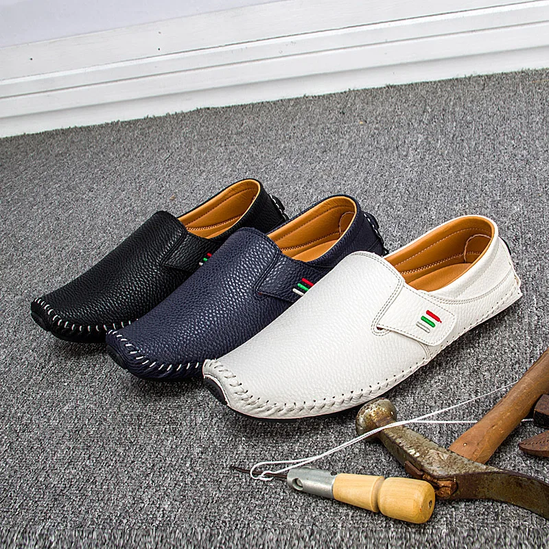Leather Men Moccasins Soft Casual Loafers handmade Leisure shoes Breathable Slip-On flats Comfortable for drive white
Leather Men Moccasins Soft Casual Loafers handmade Leisure shoes Breathable Slip-On flats Comfortable for drive white
