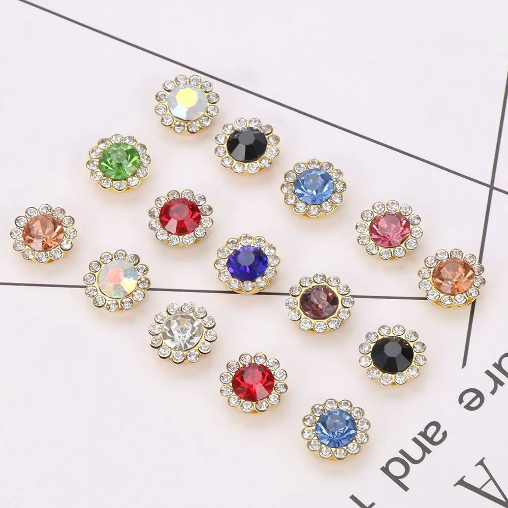 Apparel Sewing Hat Accessories Steel Bottom Flower-shaped Rhinestone Clothes Decoration Crystal Glass Stone Buttons
Apparel Sewing Hat Accessories Steel Bottom Flower-shaped Rhinestone Clothes Decoration Crystal Glass Stone Buttons