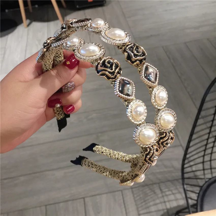 Korean Fashion Hair Accessories Retro Hair Band Pearl Net Super Pressure Hair Baroque Fine Hair Cave
Korean Fashion Hair Accessories Retro Hair Band Pearl Net Super Pressure Hair Baroque Fine Hair Cave