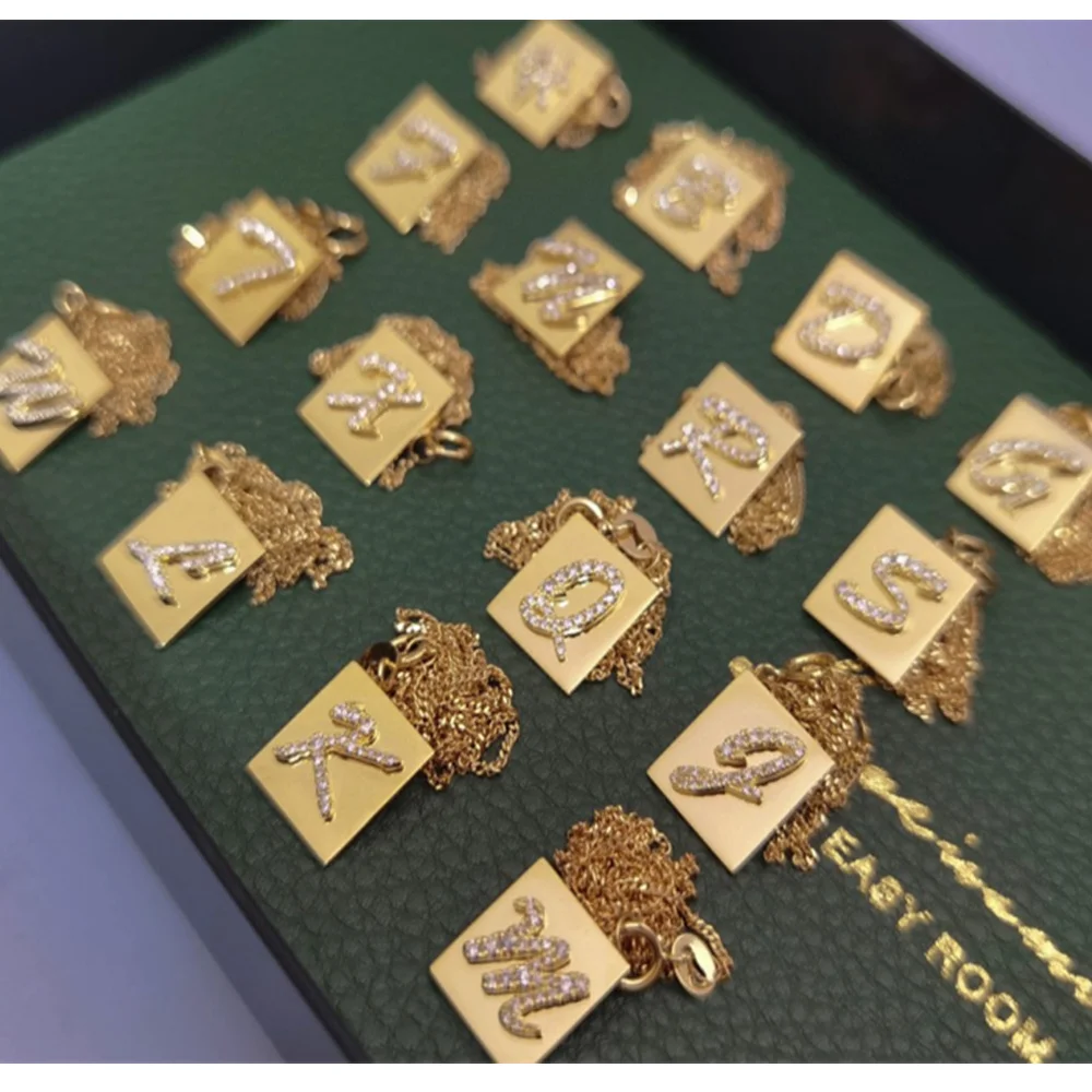 18K Import Solid Yellow Gold Jewelry(AU750) Women Chain Letter Primary Block Alphabet Necklace Diamond Letter Pendant Fashion
18K Import Solid Yellow Gold Jewelry(AU750) Women Chain Letter Primary Block Alphabet Necklace Diamond Letter Pendant Fashion