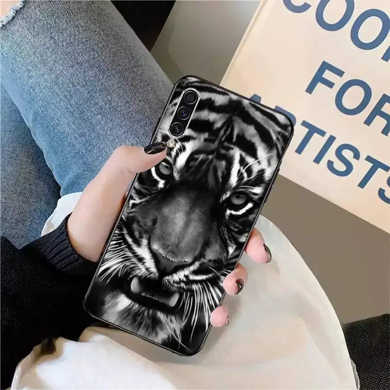 Tiger Leopard King of the forest Phone Case For Samsung galaxy S 9 10 20 A 10 21 30 31 40 50 51 71 s note 20 j 4 2018 plus
Tiger Leopard King of the forest Phone Case For Samsung galaxy S 9 10 20 A 10 21 30 31 40 50 51 71 s note 20 j 4 2018 plus