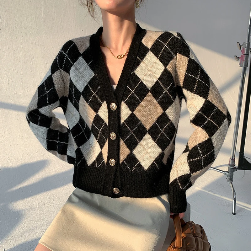 grunge sweater Retro Style Fashion argyle Lattice Knitted Cardigan Jacket 2021 Spring Autumn V-neck Sweater Women Short Cardigan
grunge sweater Retro Style Fashion argyle Lattice Knitted Cardigan Jacket 2021 Spring Autumn V-neck Sweater Women Short Cardigan