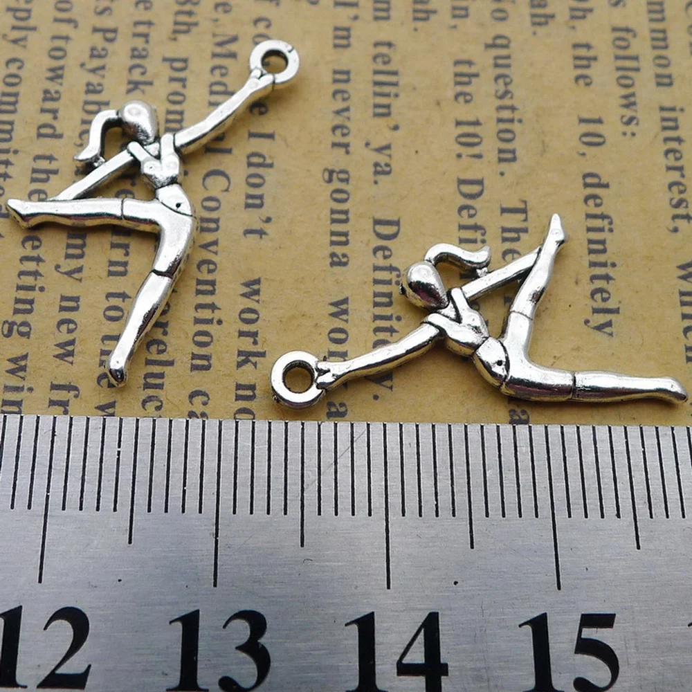 200pcs Gymnast Charms 15mm x 26mm DIY Jewelry Making Pendant antique silver color
200pcs Gymnast Charms 15mm x 26mm DIY Jewelry Making Pendant antique silver color