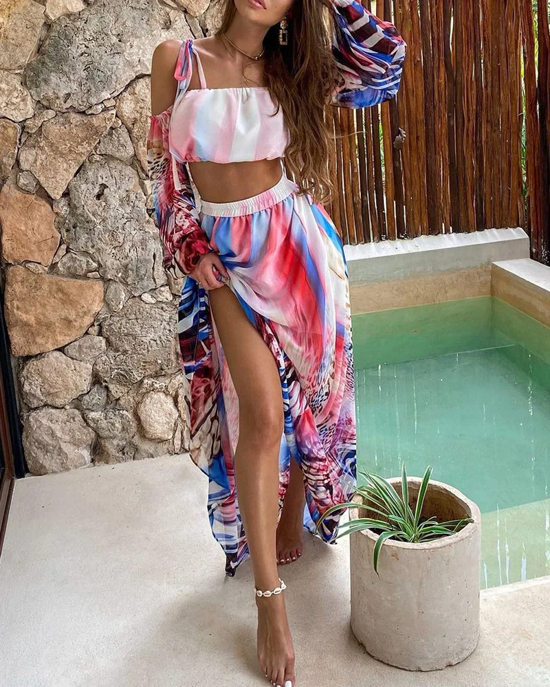 2021 Vintage Color Printed Suspender Sexy Two Piece Sets Fashion Women Sling Short Tops + Printed Skirt 
2021 Vintage Color Printed Suspender Sexy Two Piece Sets Fashion Women Sling Short Tops + Printed Skirt