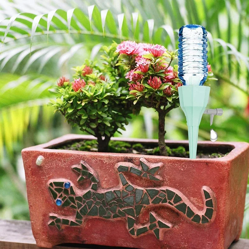 Automatic Watering Device for Potted Plants, Universal 15PCS, Suitable for Indoor and Outdoor Garden Plants.
Automatic Watering Device for Potted Plants, Universal 15PCS, Suitable for Indoor and Outdoor Garden Plants.