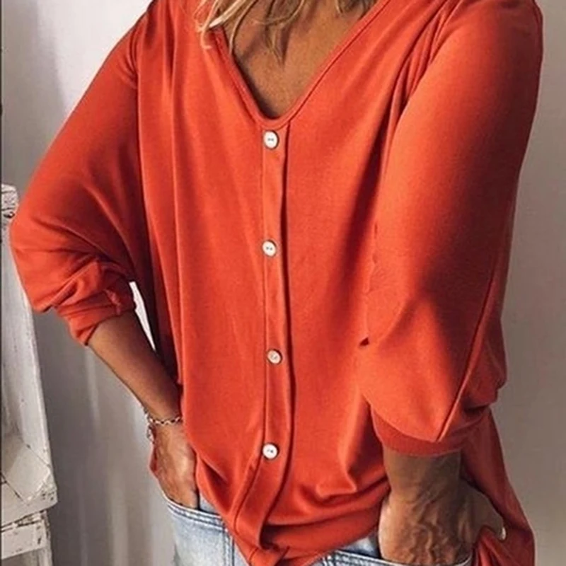 Solid Color Female T Shirt Simple Plus Size Loose Sexy V Neck Casual Top 2020 New High Quality Female T Shirt
Solid Color Female T Shirt Simple Plus Size Loose Sexy V Neck Casual Top 2020 New High Quality Female T Shirt