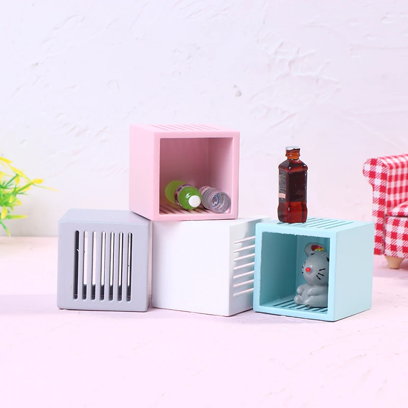 1Set 1:12 Mini Wooden 4 Grid Cabinet with 2 Drawer Miniature Modern Indoor Furniture for Dollhouse Furniture Decal
1Set 1:12 Mini Wooden 4 Grid Cabinet with 2 Drawer Miniature Modern Indoor Furniture for Dollhouse Furniture Decal