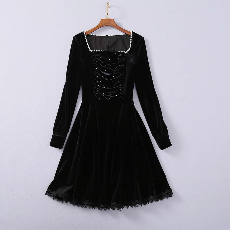 women's European and American clothing 2021 winter new style Long-sleeved square collar nail beads Fashion velvet black dress
women's European and American clothing 2021 winter new style Long-sleeved square collar nail beads Fashion velvet black dress