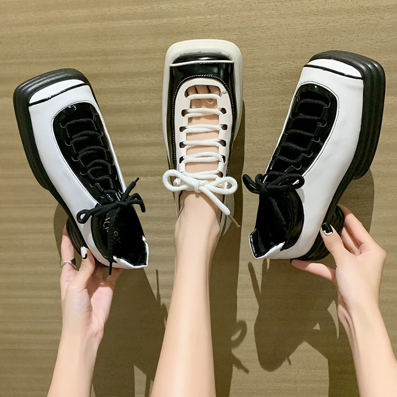 JK Uniform Shoes Women Platform High Heels Small Leather Shoe 2021 New Japanese Wild Retro Lolita Mary Jane Shoes for Women
JK Uniform Shoes Women Platform High Heels Small Leather Shoe 2021 New Japanese Wild Retro Lolita Mary Jane Shoes for Women