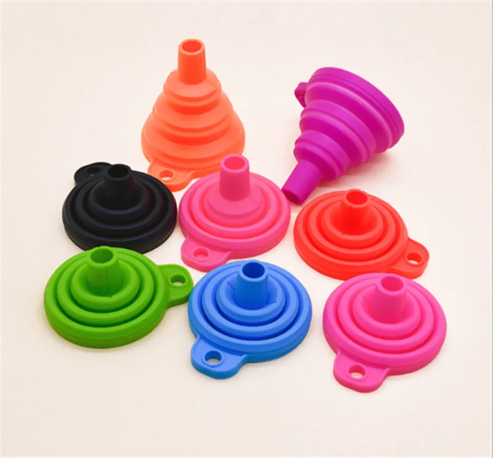 2pcs Hot Food Grade Multi-function Silicone Collapsible Funnel The Silicone Portable Funnel Oil Can Funnel Kitchen Accessories
2pcs Hot Food Grade Multi-function Silicone Collapsible Funnel The Silicone Portable Funnel Oil Can Funnel Kitchen Accessories