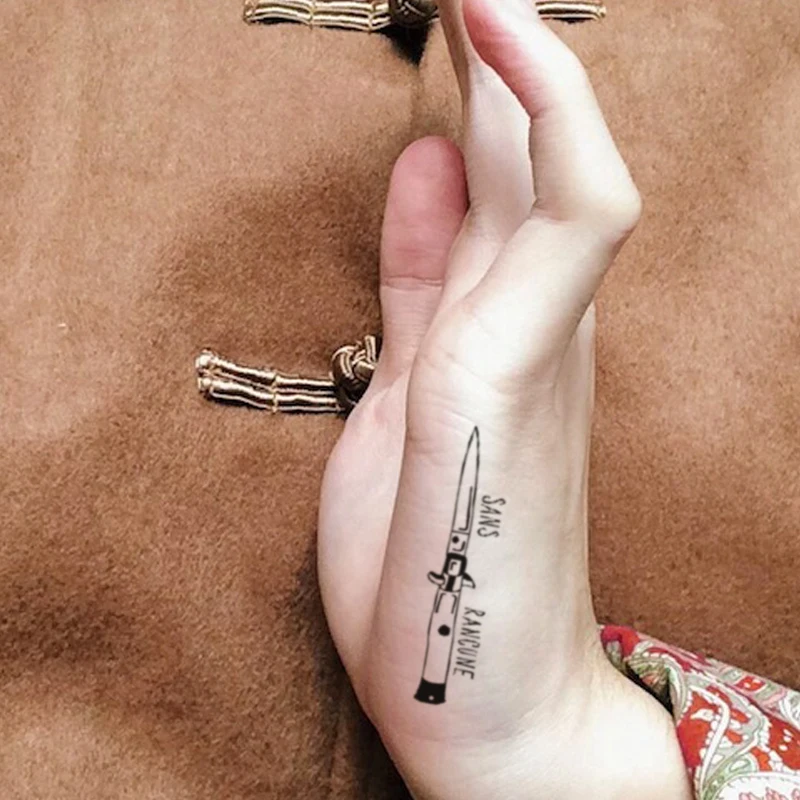Temporary Tattoo Stickers Cool Rose Knife Arrow Gun Letter Hand Fake Tatto Waterproof Tatoo Leg Arm Ear Samll Size for Women Men
Temporary Tattoo Stickers Cool Rose Knife Arrow Gun Letter Hand Fake Tatto Waterproof Tatoo Leg Arm Ear Samll Size for Women Men