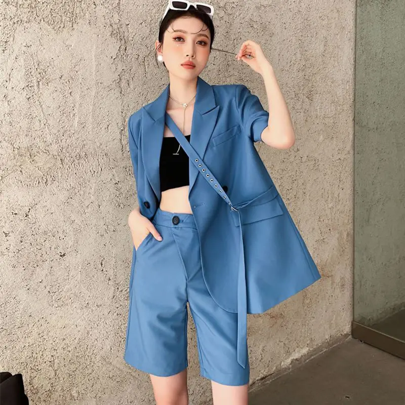 XITAO Solid Blazer Twinset Summer Women V-neck Short Sleeve Top Above Knee Shorts 2021 New Fashion Street Casual WMD0273
XITAO Solid Blazer Twinset Summer Women V-neck Short Sleeve Top Above Knee Shorts 2021 New Fashion Street Casual WMD0273