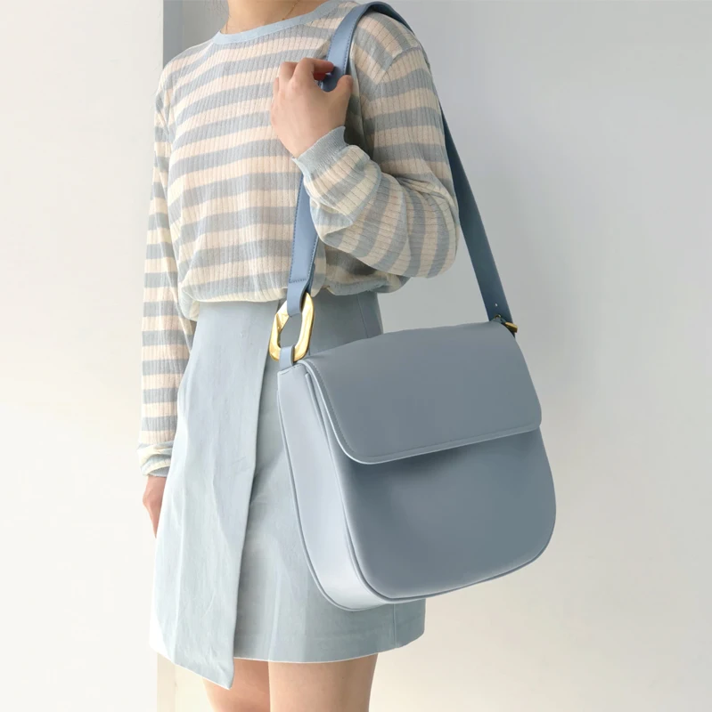 MABULA Simple Stylish Women Shoulder Bags Large Capacity Vegan Leather Crossbody Bag Brand Design Casual Work Handbag and Purses
MABULA Simple Stylish Women Shoulder Bags Large Capacity Vegan Leather Crossbody Bag Brand Design Casual Work Handbag and Purses